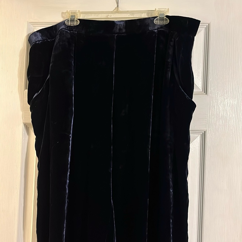 NWTs! Crushed velvet wild leg ankle pants in midnight blue. Never worn.